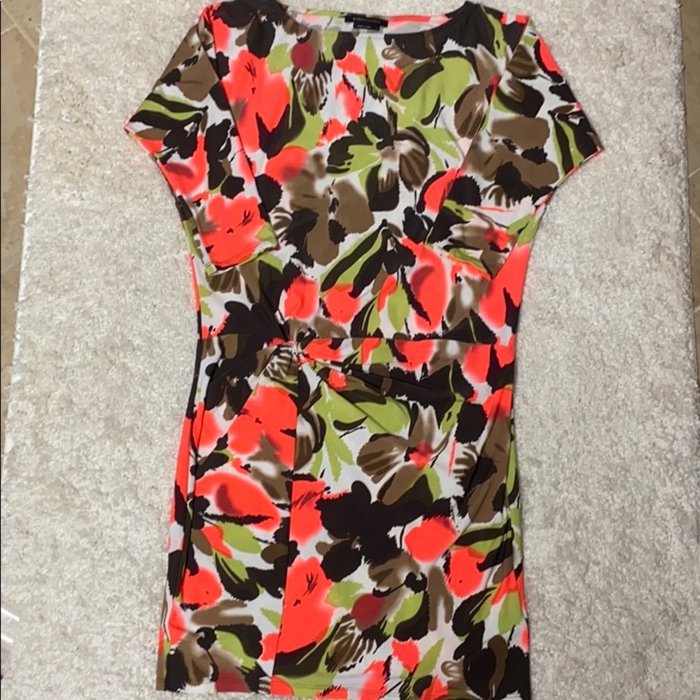FWP Bcbg Stretchy Floral Dress!